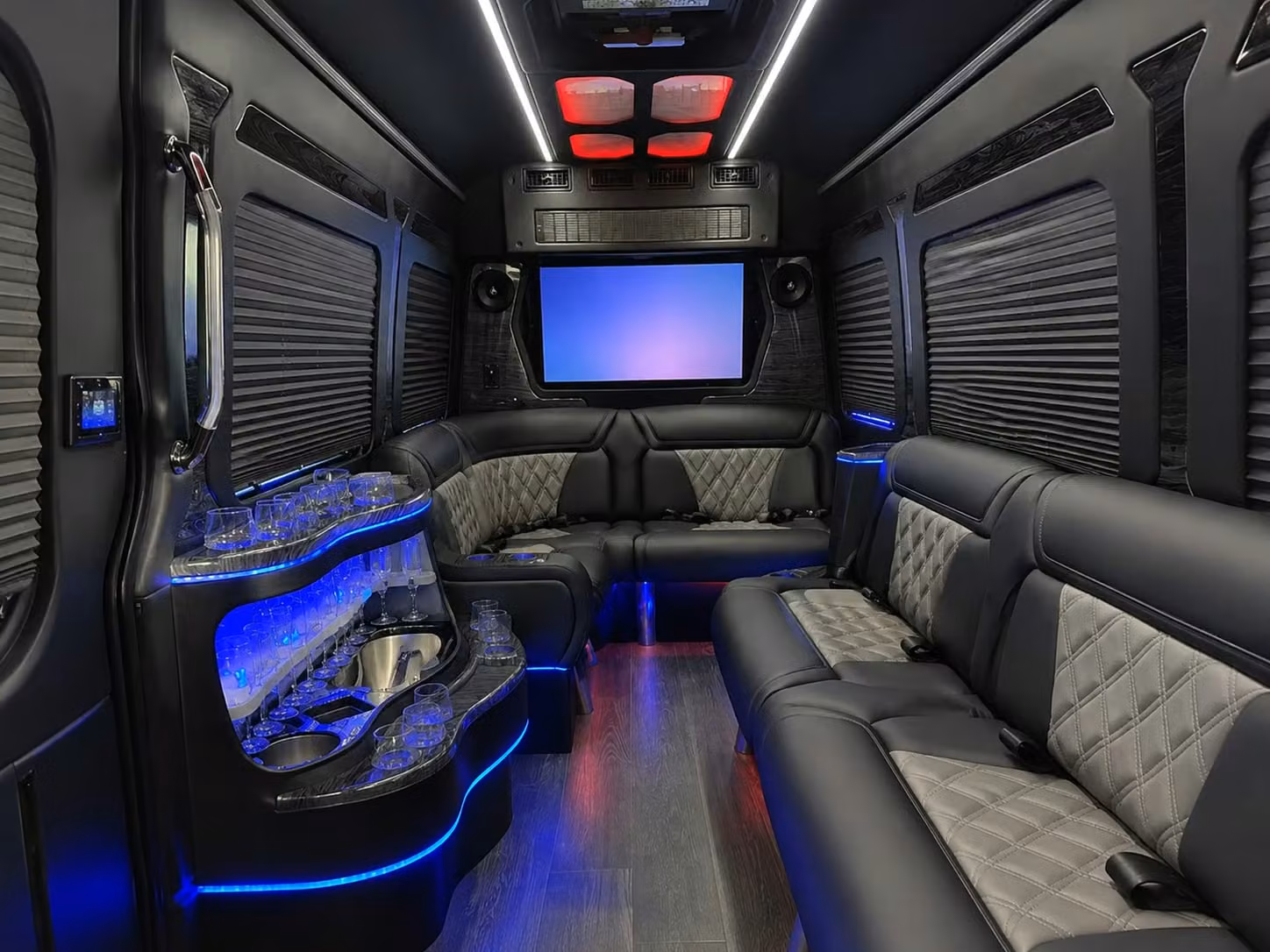 airport transfer shuttle buses for peoria corporate groups