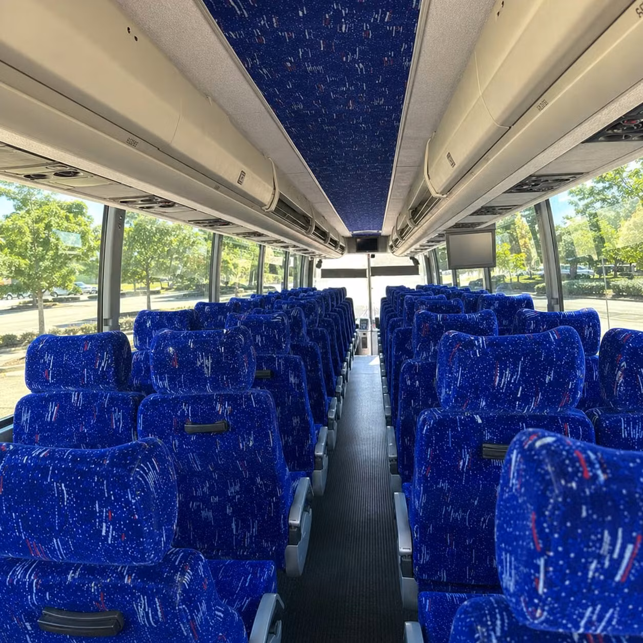 how trip distance and duration affect charter bus rental rates in peoria
