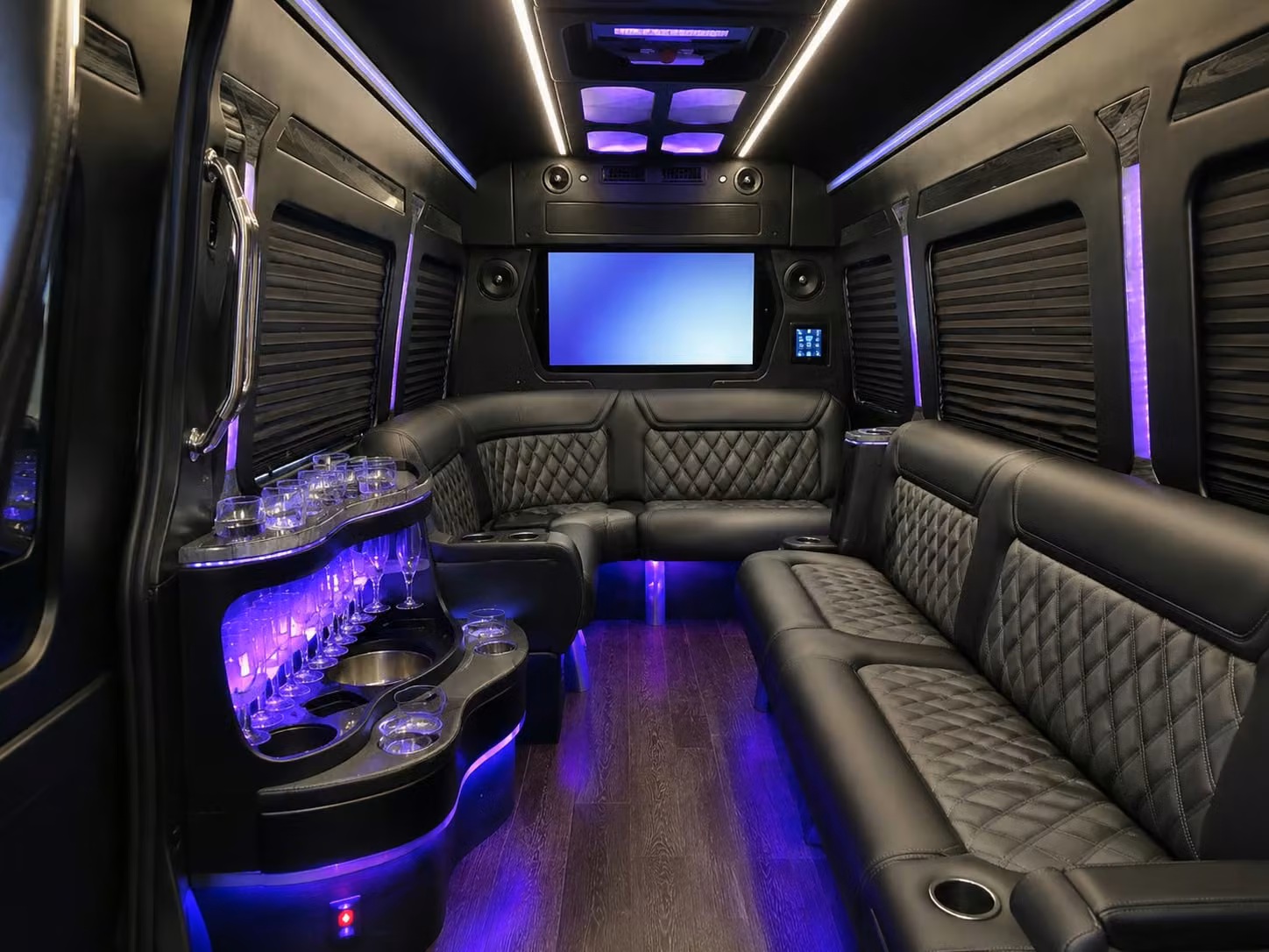 let busrentalpeoriaaz com handle transportation for peoria high school field trips and performing arts trips