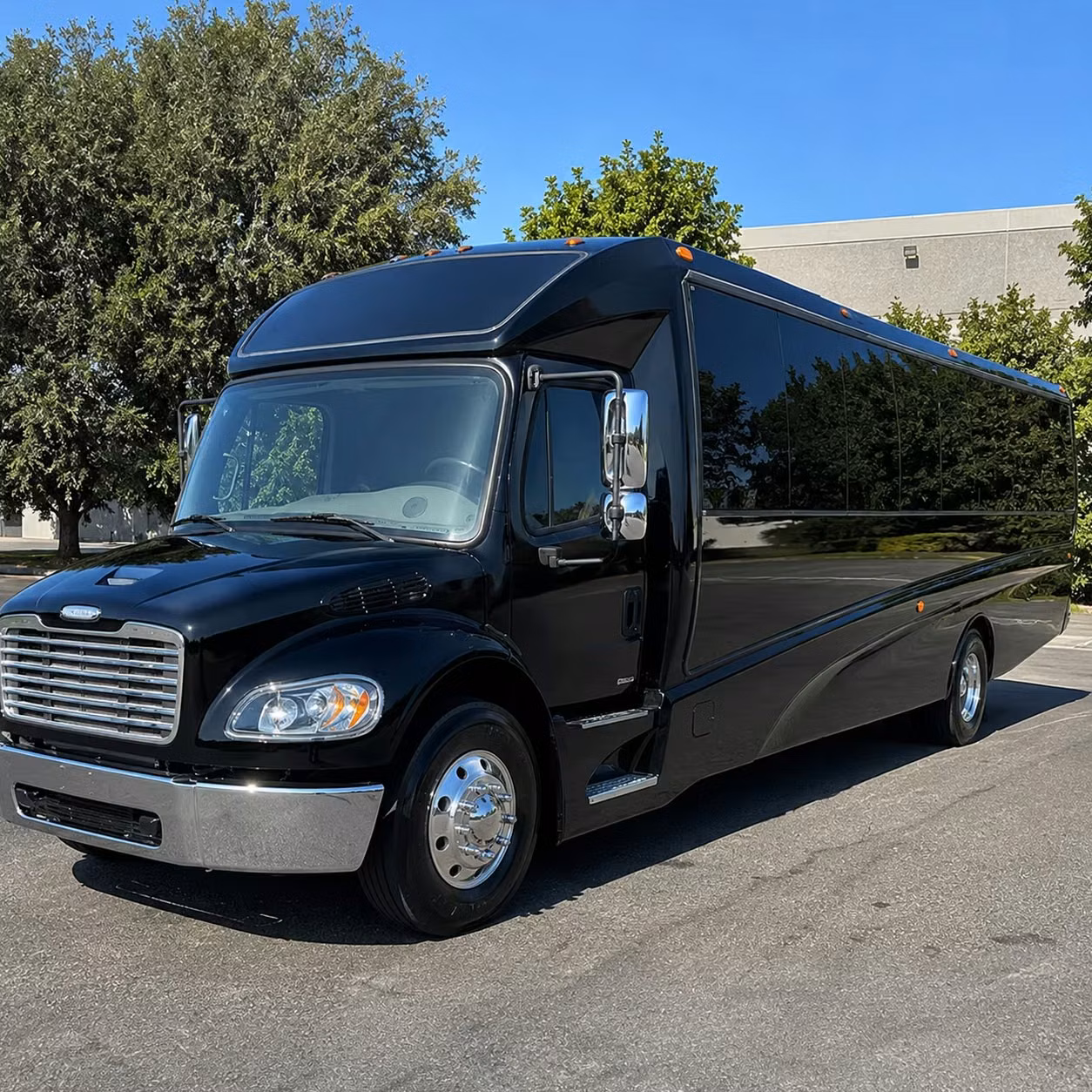 peoria 20 passenger minibus rental